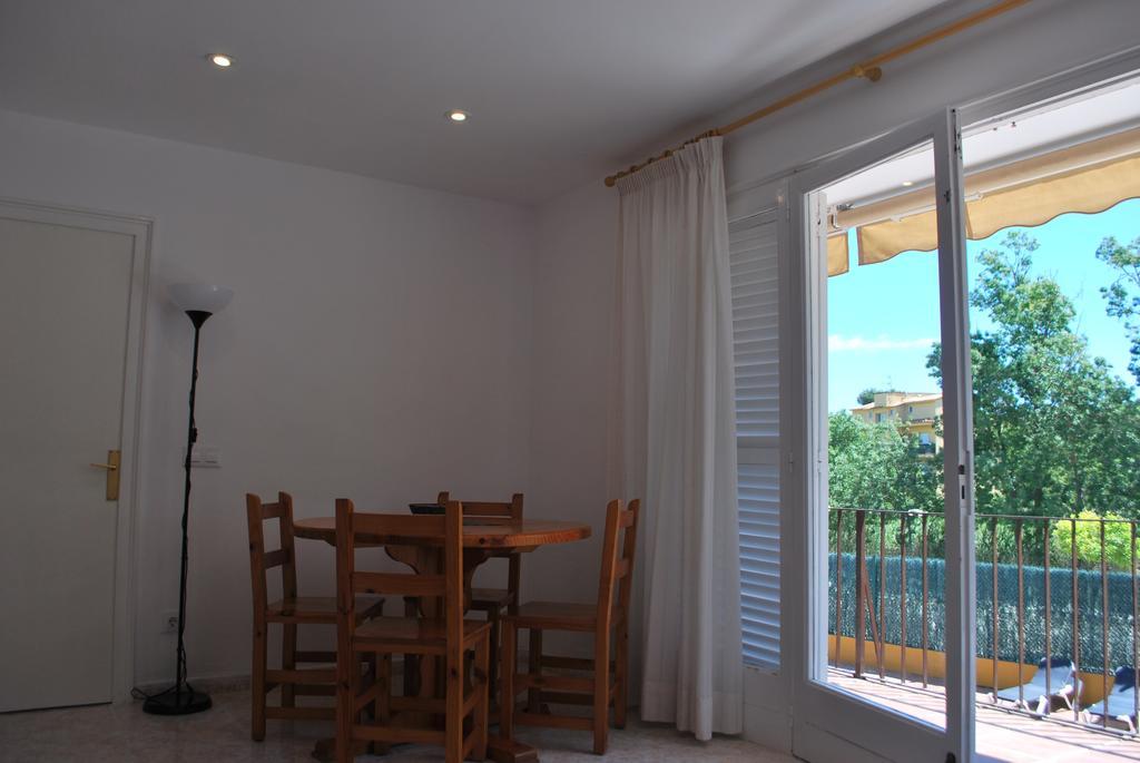 Apartamentos Les Palmeres Platja d'Aro  Exterior foto