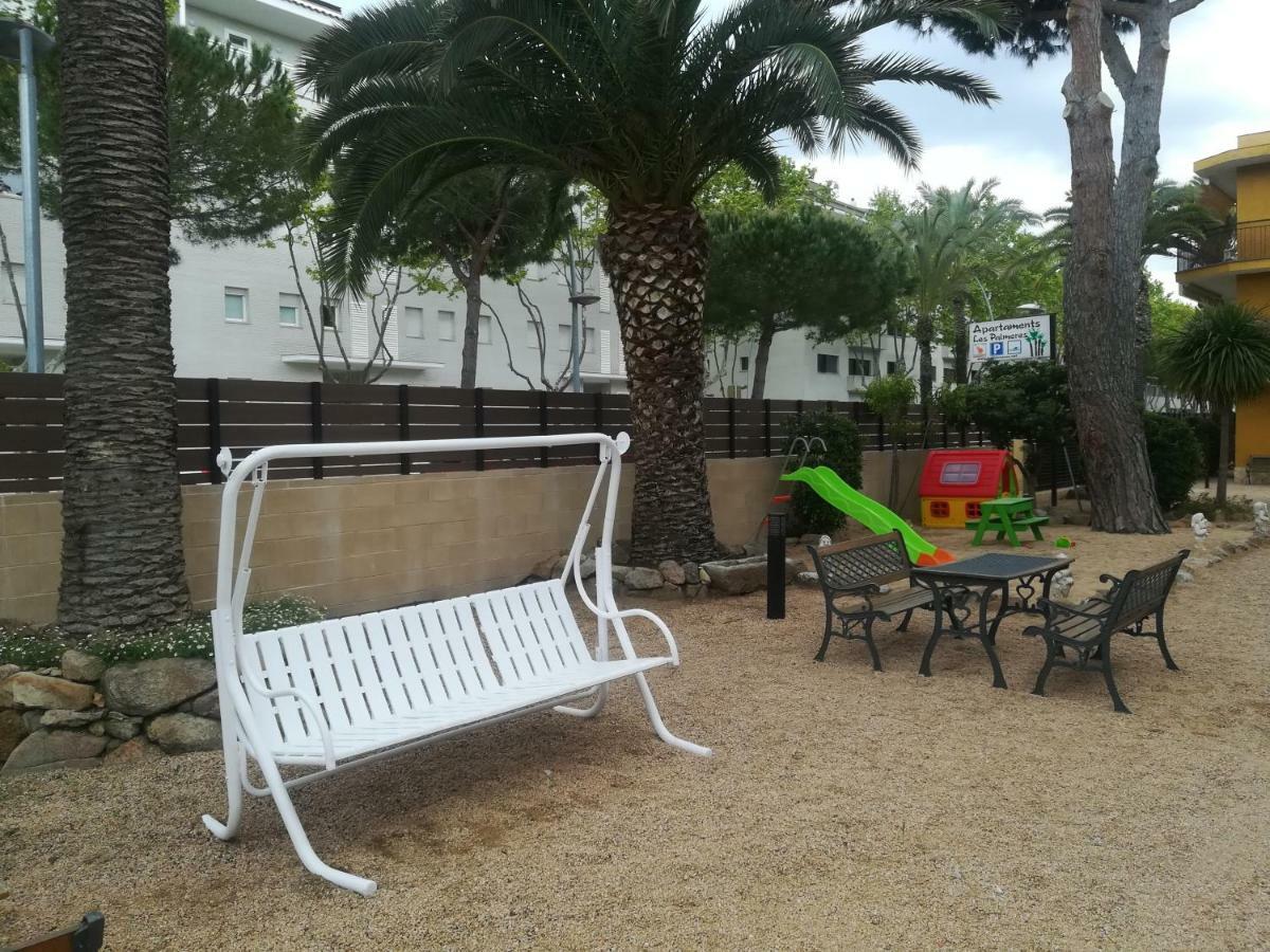 Apartamentos Les Palmeres Platja d'Aro  Exterior foto