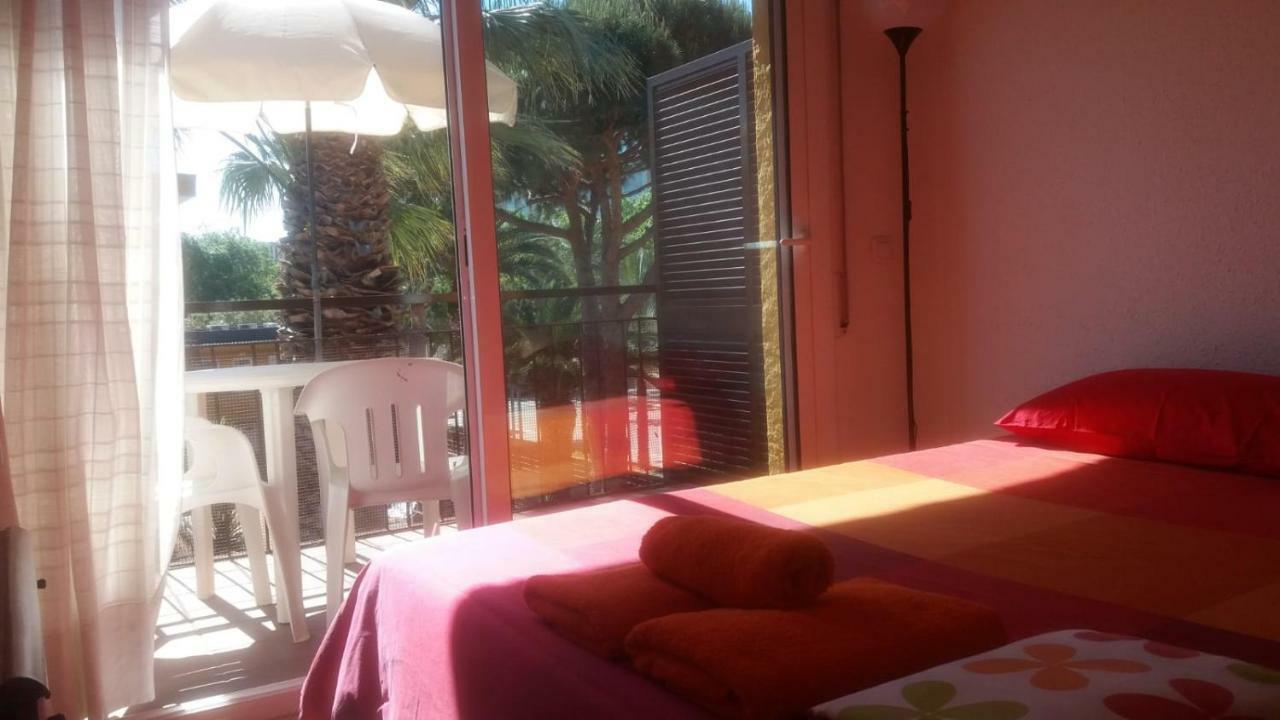 Apartamentos Les Palmeres Platja d'Aro  Exterior foto