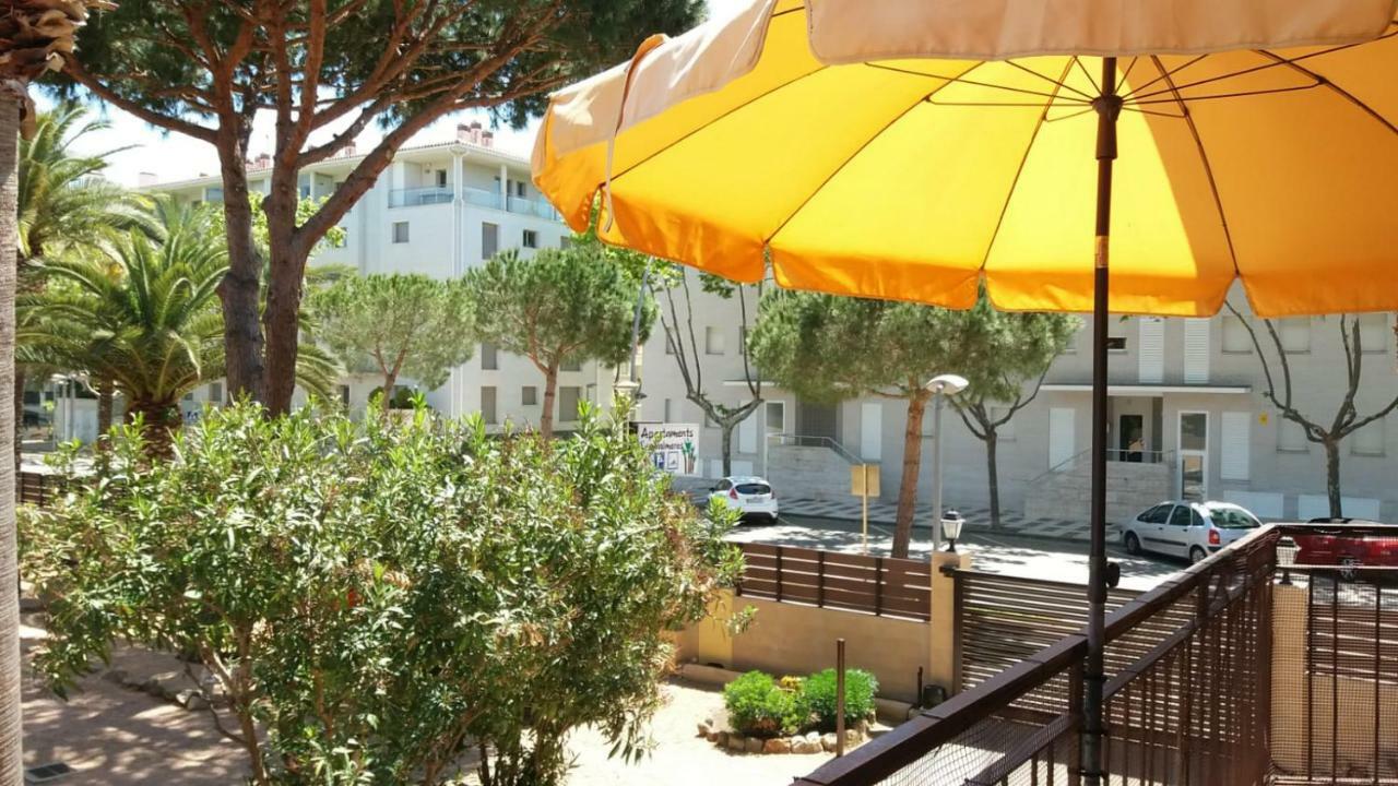 Apartamentos Les Palmeres Platja d'Aro  Exterior foto
